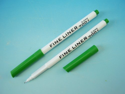 Popisovač  fine liner zelený trojhranný