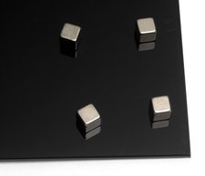 Spoko super siln magnety - krychle, stbrn